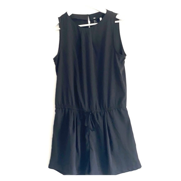 NWT H&M black open back romper - Picture 2 of 3
